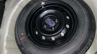 Used 2018 Maruti Suzuki Swift [2017-2021] VXI AMT Petrol Automatic tyres SPARE TYRE VIEW