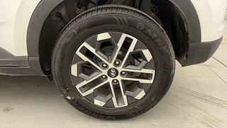 Used 2023 Hyundai Venue SX (O) 1.5 CRDi Diesel Manual tyres LEFT REAR TYRE RIM VIEW