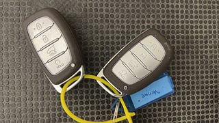 Used 2023 Hyundai Venue SX (O) 1.5 CRDi Diesel Manual extra CAR KEY VIEW