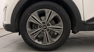 Used 2016 Hyundai Creta [2015-2018] 1.6 SX Plus Auto Petrol Petrol Automatic tyres LEFT FRONT TYRE RIM VIEW