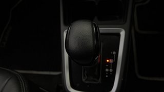 Used 2018 Maruti Suzuki Swift [2017-2021] VXI AMT Petrol Automatic interior GEAR  KNOB VIEW