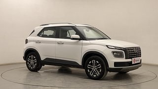 Used 2023 Hyundai Venue SX (O) 1.5 CRDi Diesel Manual exterior RIGHT FRONT CORNER VIEW
