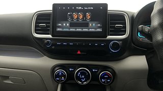 Used 2023 Hyundai Venue SX (O) 1.5 CRDi Diesel Manual interior MUSIC SYSTEM & AC CONTROL VIEW