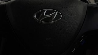 Used 2018 Hyundai Grand i10 Magna 1.2 Kappa VTVT Petrol Manual top_features Airbags