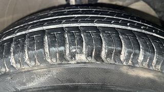 Used 2018 Maruti Suzuki Swift [2017-2021] VXI AMT Petrol Automatic tyres RIGHT FRONT TYRE TREAD VIEW