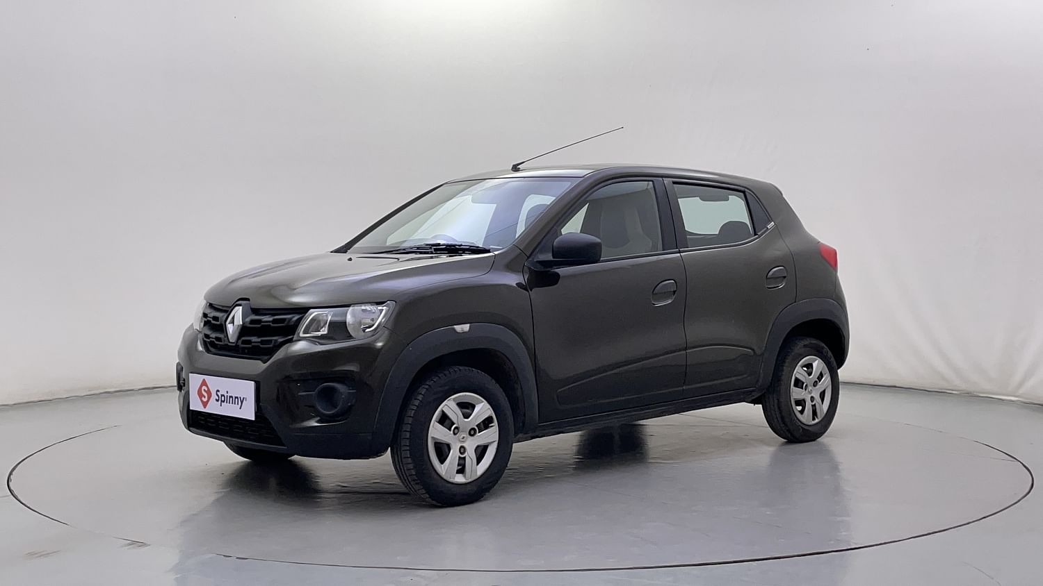 LEFT FRONT CORNER VIEW