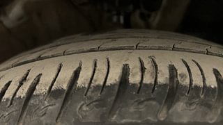 Used 2023 Hyundai Venue SX (O) 1.5 CRDi Diesel Manual tyres RIGHT FRONT TYRE TREAD VIEW