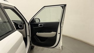 Used 2023 Hyundai Venue SX (O) 1.5 CRDi Diesel Manual interior RIGHT FRONT DOOR OPEN VIEW