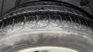 Used 2013 Hyundai Verna Fluidic 1.6 VTVT EX Petrol Manual tyres LEFT REAR TYRE TREAD VIEW