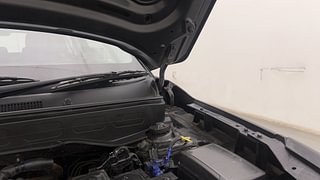 Used 2023 Hyundai Venue SX 1.2 Petrol Petrol Manual engine ENGINE LEFT SIDE HINGE & APRON VIEW