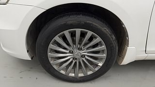 Used 2016 Maruti Suzuki Ciaz ZXI+ Petrol Manual tyres LEFT FRONT TYRE RIM VIEW