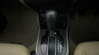 Used 2017 Honda City VX CVT Petrol Petrol Automatic interior GEAR  KNOB VIEW