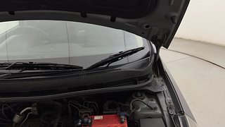 Used 2013 Hyundai Verna Fluidic 1.6 VTVT EX Petrol Manual engine ENGINE LEFT SIDE HINGE & APRON VIEW