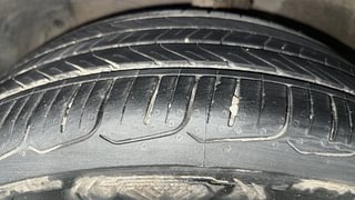 Used 2016 Maruti Suzuki Ciaz ZXI+ Petrol Manual tyres LEFT FRONT TYRE TREAD VIEW