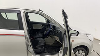 Used 2018 Maruti Suzuki Alto K10 [2014-2019] VXI AMT (O) Petrol Automatic interior RIGHT SIDE FRONT DOOR CABIN VIEW