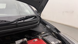 Used 2018 Hyundai Elite i20 Sportz 1.2 Petrol Manual engine ENGINE LEFT SIDE HINGE & APRON VIEW