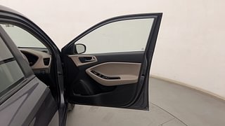 Used 2018 Hyundai Elite i20 Sportz 1.2 Petrol Manual interior RIGHT FRONT DOOR OPEN VIEW