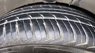Used 2019 Maruti Suzuki Alto K10 LXI CNG Petrol+cng Manual tyres RIGHT FRONT TYRE TREAD VIEW