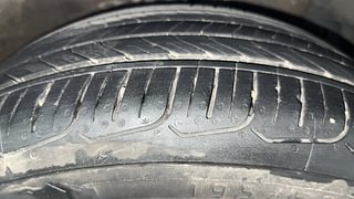 Used 2016 Maruti Suzuki Ciaz ZXI+ Petrol Manual tyres RIGHT FRONT TYRE TREAD VIEW