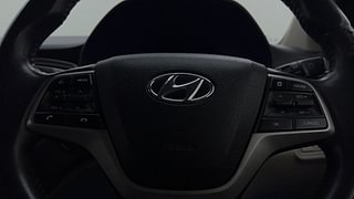 Used 2019 Hyundai Verna SX (O)1.6 VTVT Petrol Manual top_features Airbags