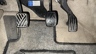 Used 2016 Maruti Suzuki Ciaz ZXI+ Petrol Manual interior PEDALS VIEW