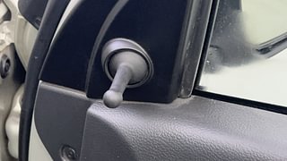 Used 2018 Maruti Suzuki Alto K10 [2014-2019] VXI AMT (O) Petrol Automatic top_features Adjustable ORVM