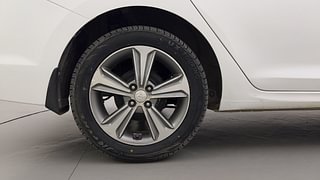Used 2019 Hyundai Verna SX (O)1.6 VTVT Petrol Manual tyres RIGHT REAR TYRE RIM VIEW