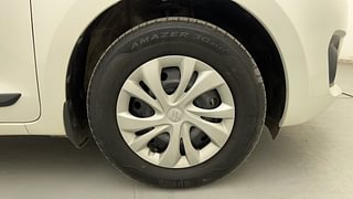 Used 2021 Maruti Suzuki Swift VXI Petrol Manual tyres RIGHT FRONT TYRE RIM VIEW