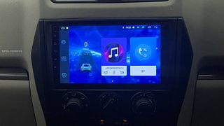 Used 2018 Mahindra Scorpio S7 140 2WD 7 STR Diesel Manual top_features Integrated (in-dash) music system