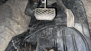 Used 2018 Maruti Suzuki Alto K10 [2014-2019] VXI AMT (O) Petrol Automatic interior PEDALS VIEW