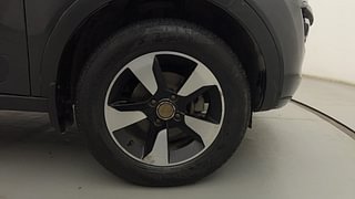 Used 2018 Tata Nexon XZ Plus Petrol Manual tyres RIGHT FRONT TYRE RIM VIEW
