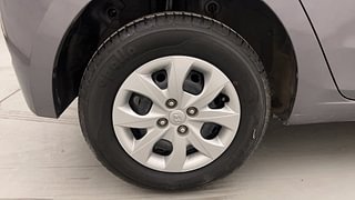 Used 2018 Hyundai Elite i20 Sportz 1.2 Petrol Manual tyres RIGHT REAR TYRE RIM VIEW