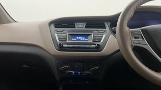 Used 2018 Hyundai Elite i20 Sportz 1.2 Petrol Manual interior MUSIC SYSTEM & AC CONTROL VIEW