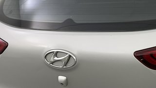 Used 2017 Hyundai Elite i20 Sportz 1.2 Petrol Manual dents MINOR DENT