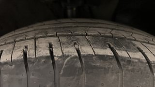 Used 2023 Hyundai Venue SX 1.2 Petrol Petrol Manual tyres RIGHT FRONT TYRE TREAD VIEW