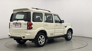 Used 2018 Mahindra Scorpio S7 140 2WD 7 STR Diesel Manual exterior RIGHT REAR CORNER VIEW