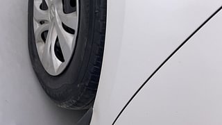 Used 2022 Maruti Suzuki Swift VXI Petrol Manual dents MINOR DENT