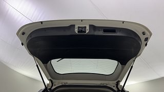 Used 2021 Mahindra XUV500 W9 Diesel Manual interior DICKY DOOR OPEN VIEW