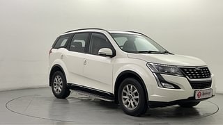 Used 2021 Mahindra XUV500 W9 Diesel Manual exterior RIGHT FRONT CORNER VIEW