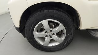 Used 2022 Mahindra Scorpio S5 Diesel Manual tyres LEFT FRONT TYRE RIM VIEW