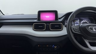 Used 2022 Tata Punch Accomplished MT Petrol Manual interior MUSIC SYSTEM & AC CONTROL VIEW