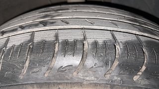 Used 2023 Kia Carens Luxury 1.5 Diesel iMT 7 STR Diesel Manual tyres RIGHT FRONT TYRE TREAD VIEW