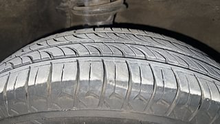 Used 2018 Maruti Suzuki Alto 800 LXi Petrol Manual tyres RIGHT FRONT TYRE TREAD VIEW