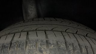 Used 2018 Maruti Suzuki Baleno Zeta 1.2 AT Petrol Automatic tyres RIGHT REAR TYRE TREAD VIEW