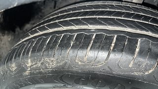 Used 2023 Volkswagen Virtus Comfortline 1.0 TSI MT Petrol Manual tyres RIGHT FRONT TYRE TREAD VIEW