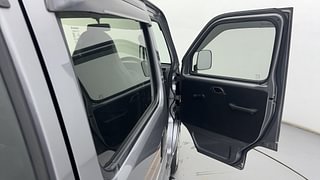 Used 2022 Maruti Suzuki Eeco 5 STR AC (O) Petrol Manual interior RIGHT FRONT DOOR OPEN VIEW