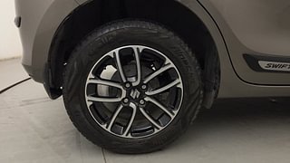 Used 2023 Maruti Suzuki Swift ZXI Plus Petrol Manual tyres RIGHT REAR TYRE RIM VIEW