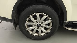 Used 2021 Mahindra XUV500 W9 Diesel Manual tyres RIGHT REAR TYRE RIM VIEW