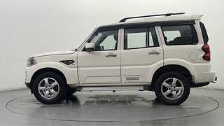 Used 2022 Mahindra Scorpio S5 Diesel Manual exterior LEFT SIDE VIEW
