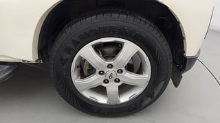 Used 2022 Mahindra Scorpio S5 Diesel Manual tyres RIGHT FRONT TYRE RIM VIEW